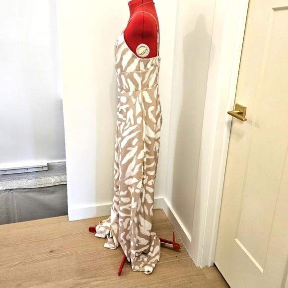 Jumpsuit - Picture 2 of 5